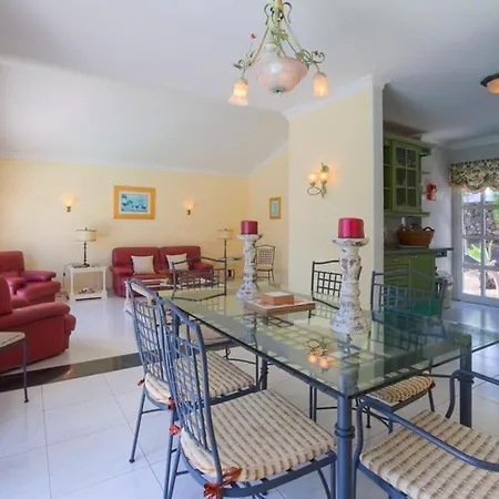 Puerto Del Carmen Sleeps 8 Pool Wifi Vila Puerto del Carmen (Lanzarote)