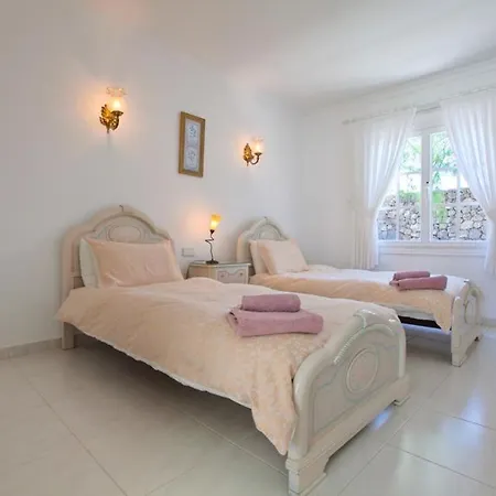 Puerto Del Carmen Sleeps 8 Pool Wifi Vila *